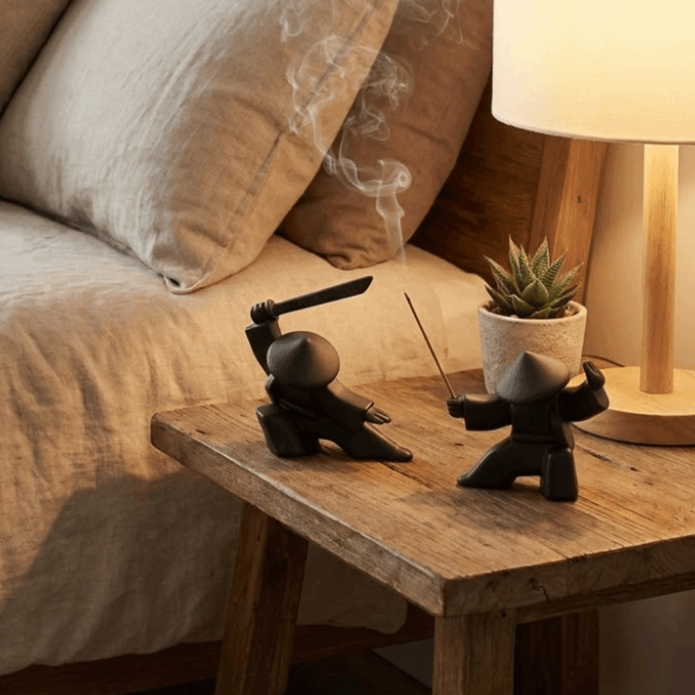 Incense Stick Holder - 2 個 3D プリントされたサムライ香立てサムライ置物ユニークな香炉プラスチック香立てスタンド禅の雰囲気