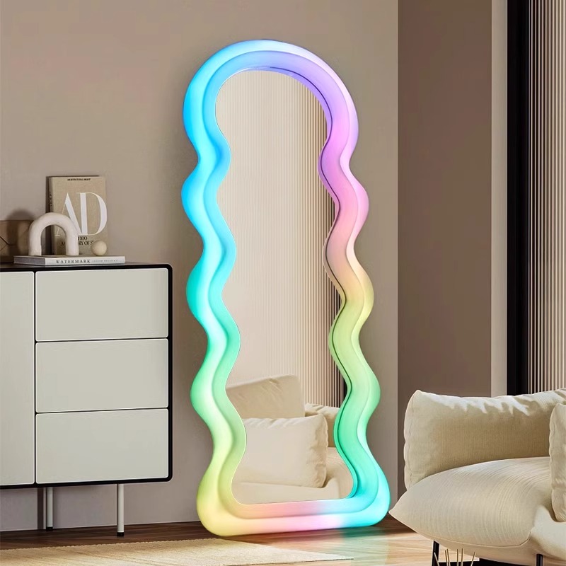 Home Decor Minimalist Style - 韓国スタイルライトミラー波状光ファンキー美的全身ミラーリビングルームデザイン床シュピーゲルワンド家の装飾
