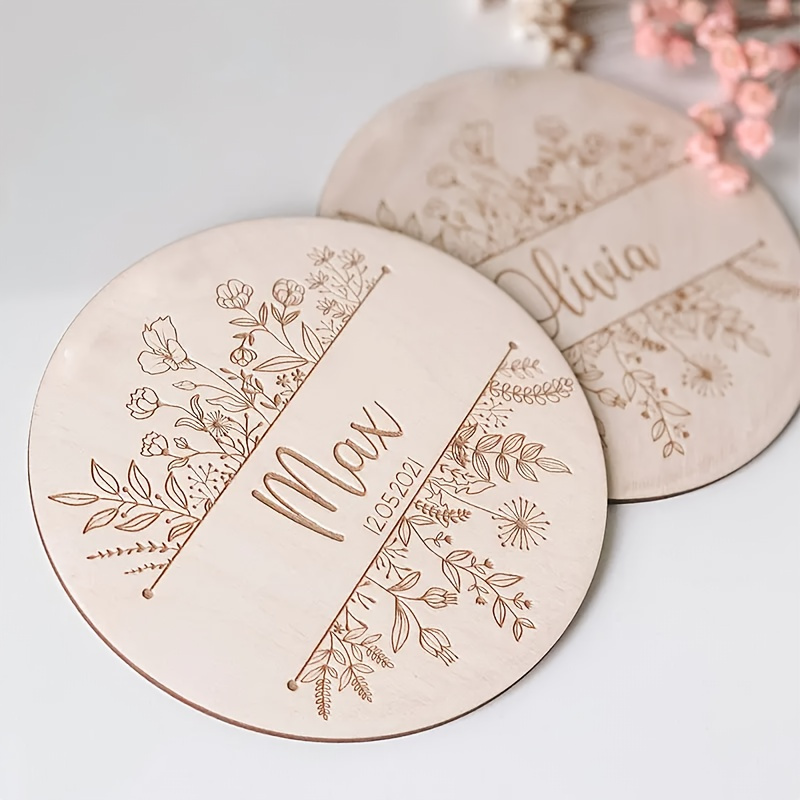 パーソナライズされた花柄彫刻名札、カスタムラウンド木製サイン - Home Decor For Wedding のレビューと価格