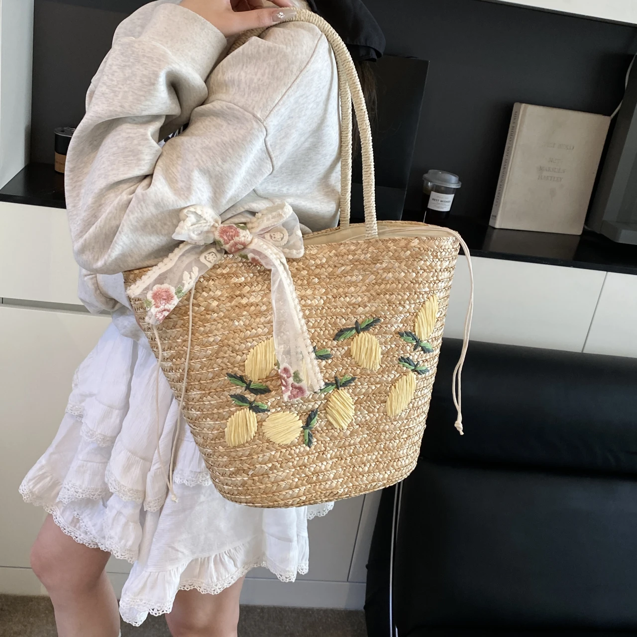 大容量ビーチショルダーバッグデザイナー刺繍ハンドバッグ夏の手 - Home Decor Rattan のレビューと価格