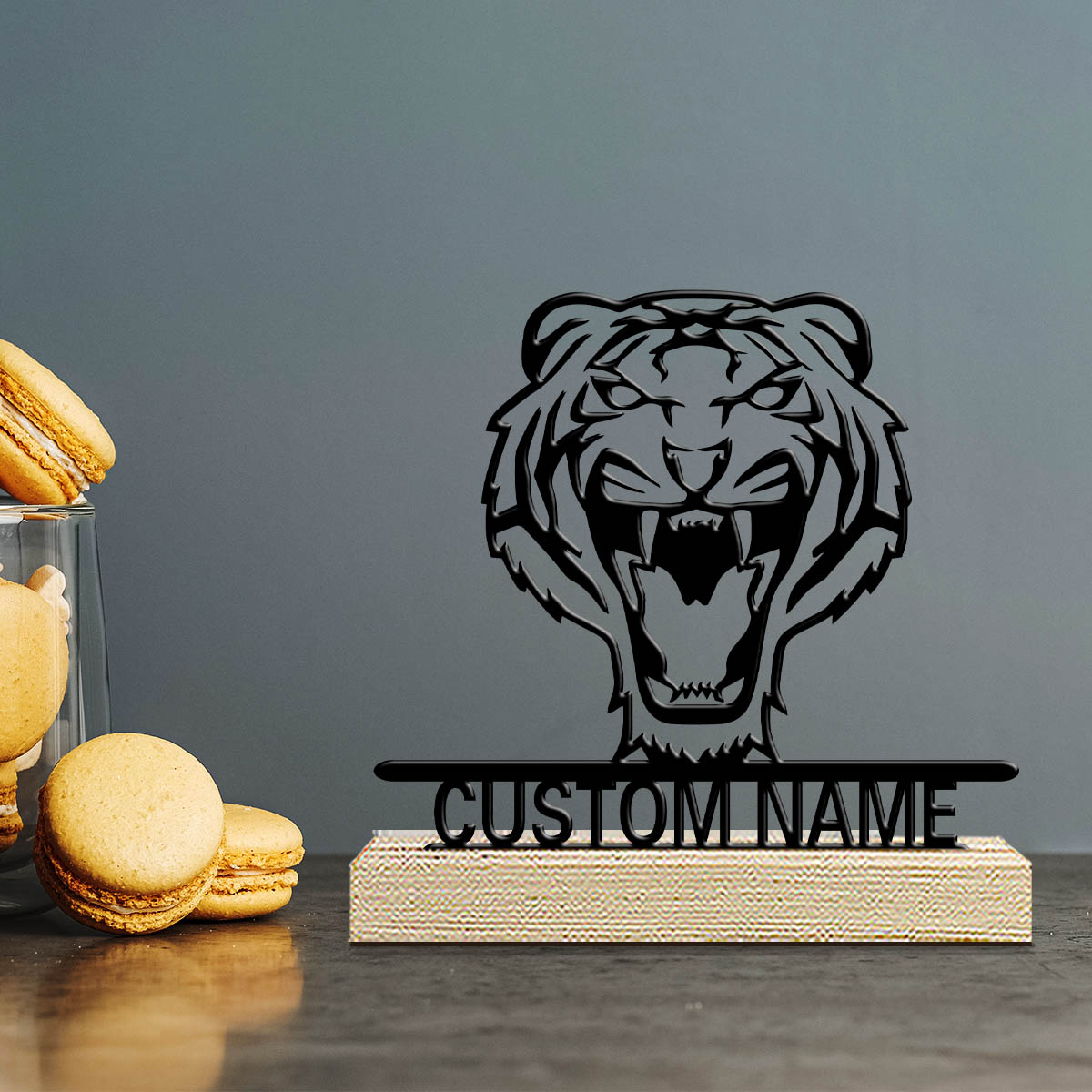 1個入り デスクトップメタルオーナメント カスタムネーム 木 - Home Decor Names のレビューと価格