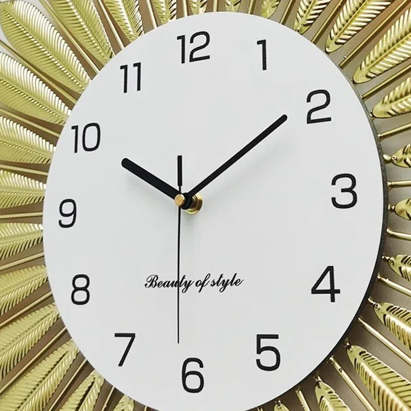 北欧リビングルーム壁時計装飾寝室メタル高級壁時計サイレントシ - Wall Clock Silent のレビューと価格