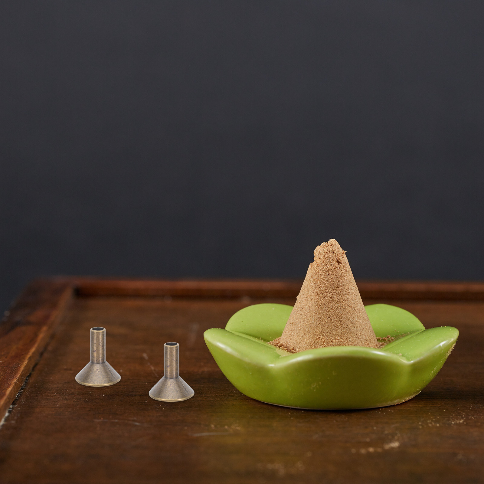 8個入りメタル製香炉、逆流香炉スタンド、多用途収納ベース、コ - Incense Stick Holder のレビューと価格