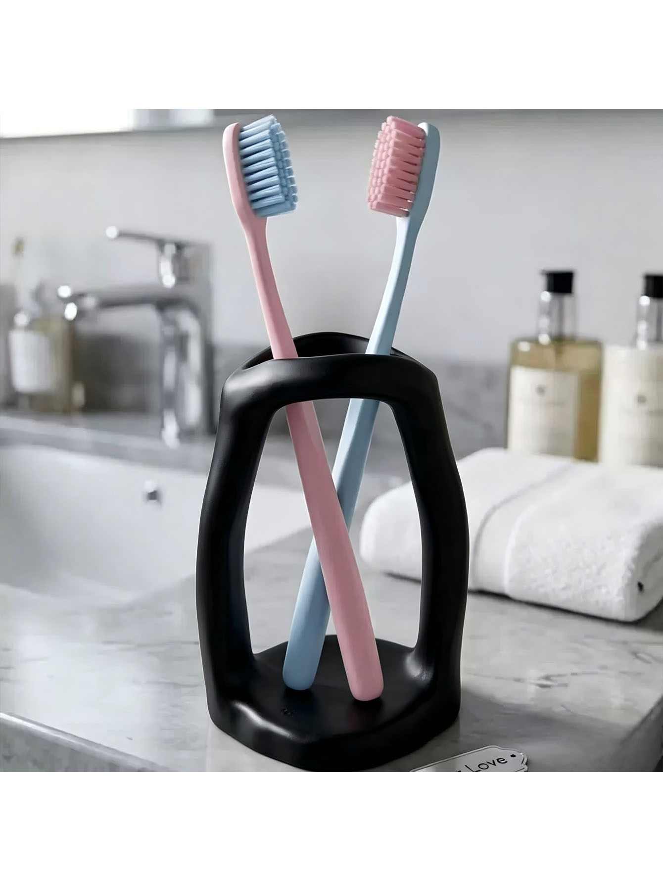 北欧スタイルのミニマリスト歯ブラシホルダー - 寝室や家の装 - Home Decor Minimalist Style のレビューと価格